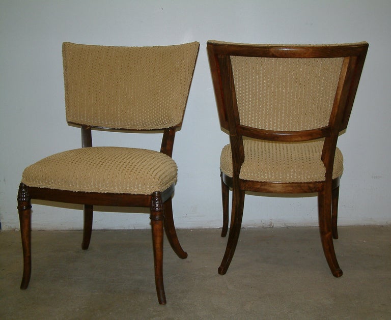 Mid-Century Modern Pair of Klismos Chairs For Sale